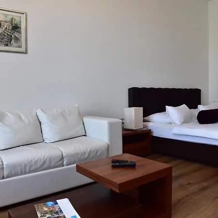 Lipa 4* Postira