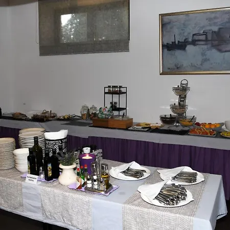 Hotel Lipa Postira