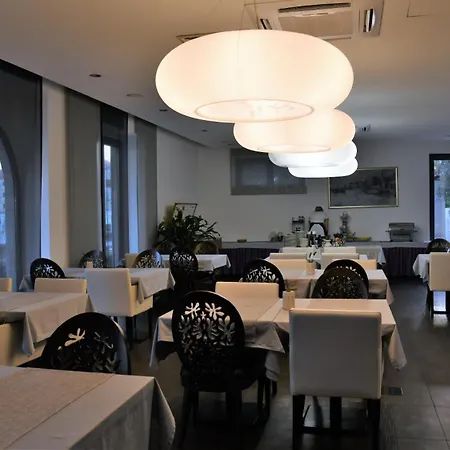 Lipa Hotel 4*