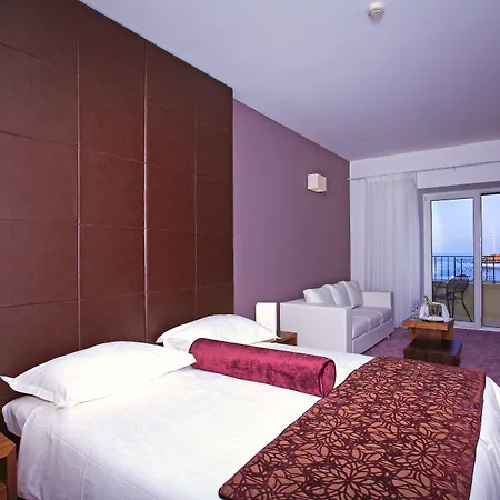 Lipa Hotel 4*