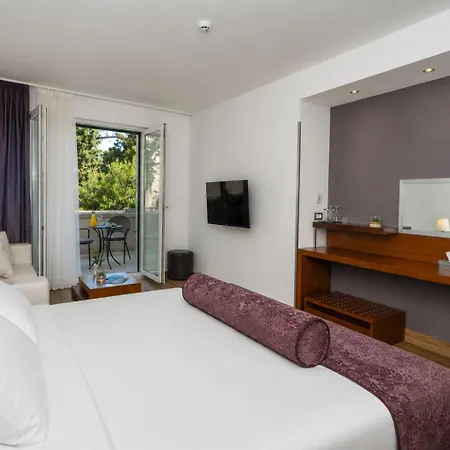 Lipa Hotel 4*