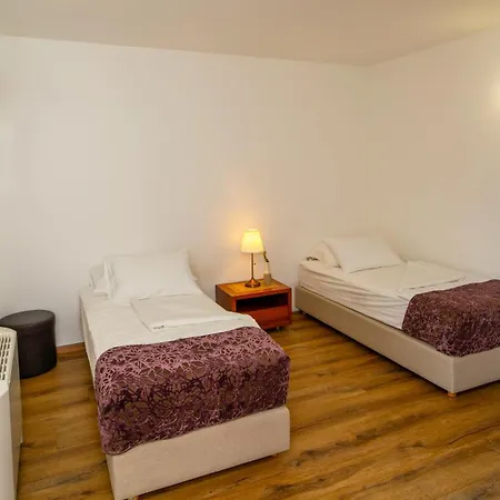 Lipa Hotel