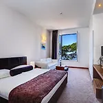 Lipa Hotel 4*