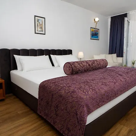 Lipa 4* Postira