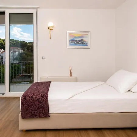 Lipa 4* Postira