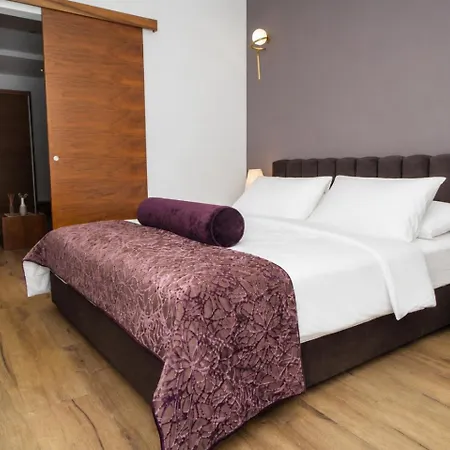 Hotel Lipa Postira